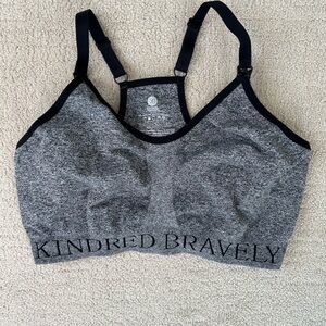 Kindred Bravely nursing Heather Gray Sports Bra XL